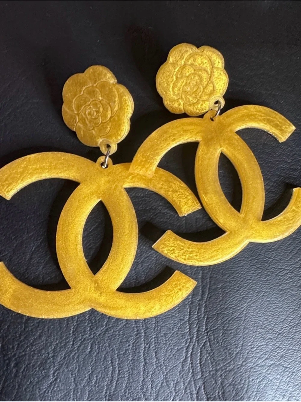 Streetwear CC Fashion Dangle Earrings - Picture 3 of 15